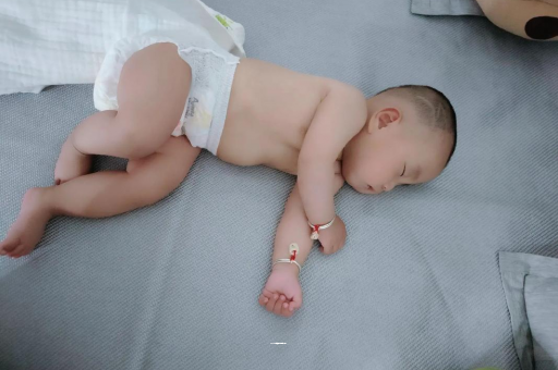 北流宝宝发烧可以喝牛奶吗